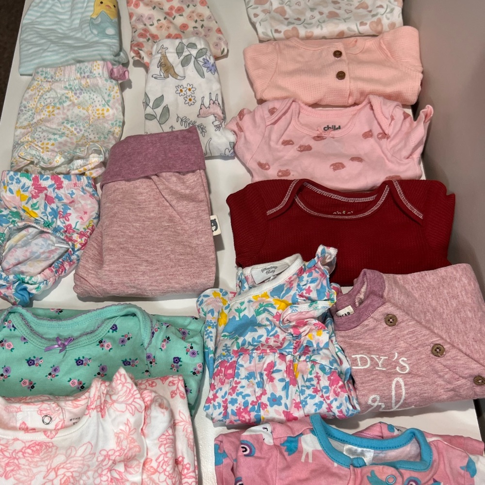 17 pc 0-3 month baby girl bundle!